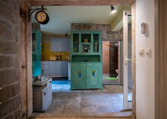 Manor House Aman Apartamento Komiža