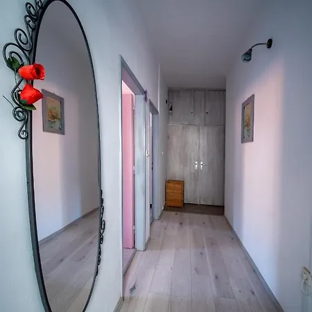 Апартаменты Manor House Aman