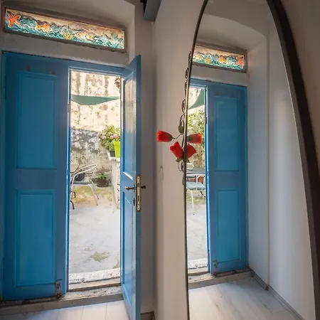 Manor House Aman Комижа