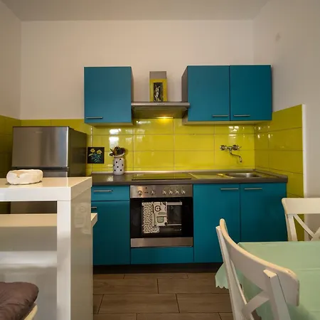 Manor House Aman شقة *